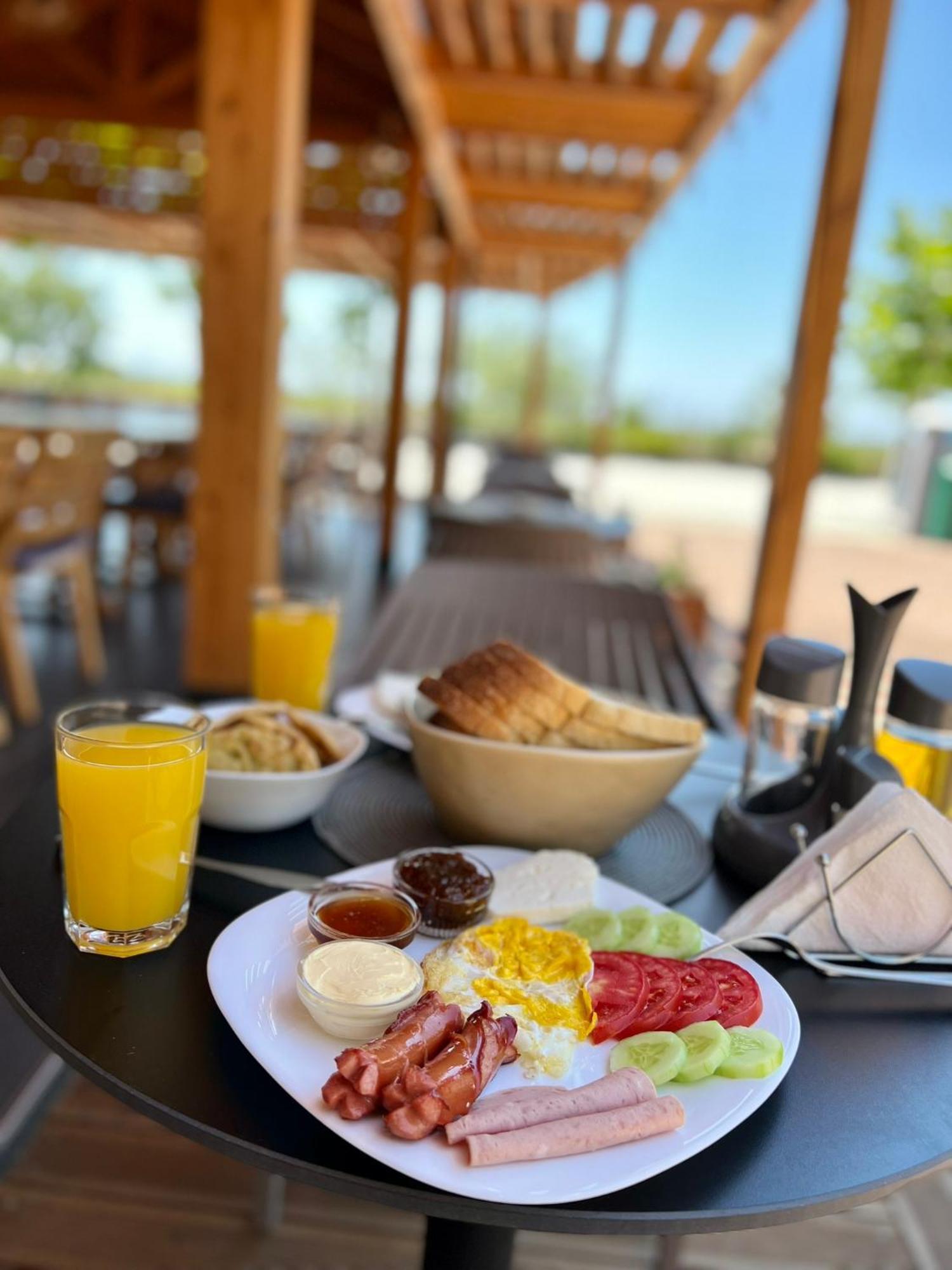 Kamberi & Aparthotel *