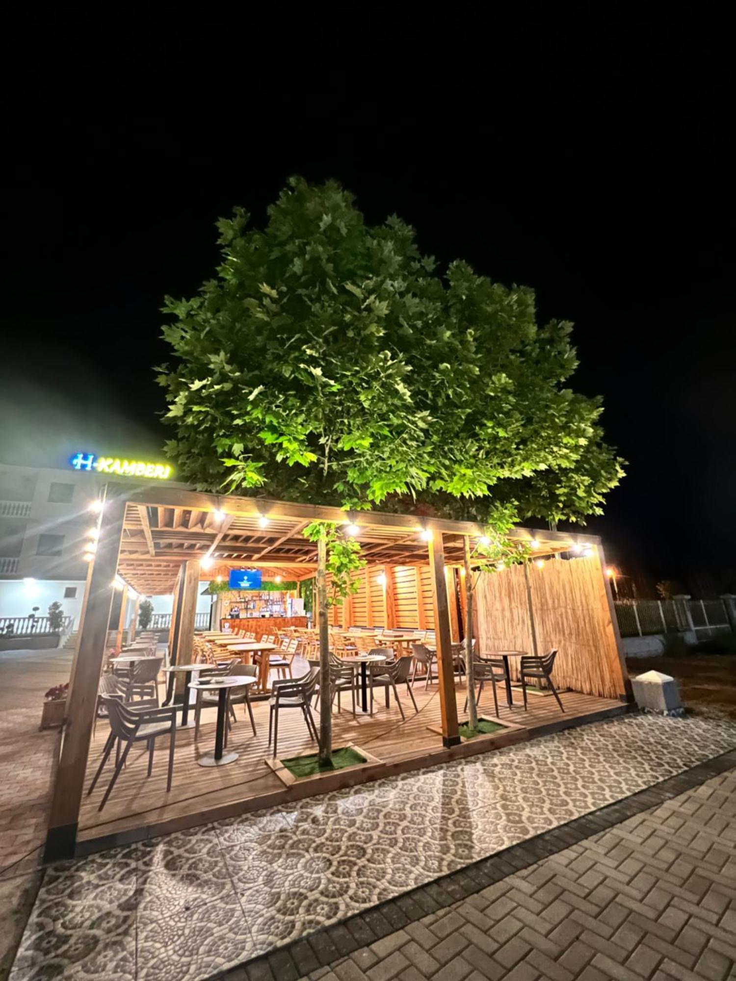 Aparthotel Kamberi &