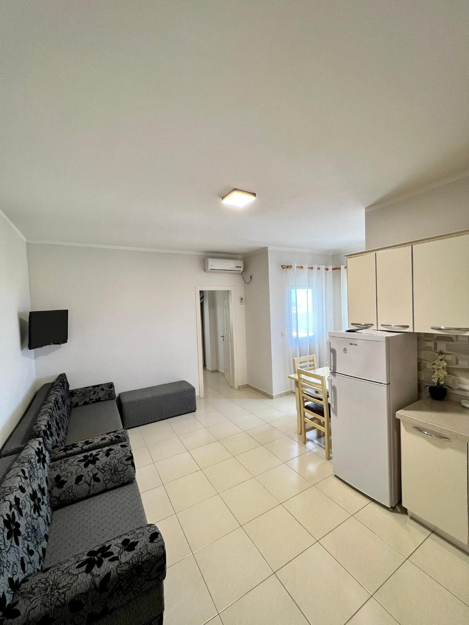 Apart-hotel Kamberi & Velipojë