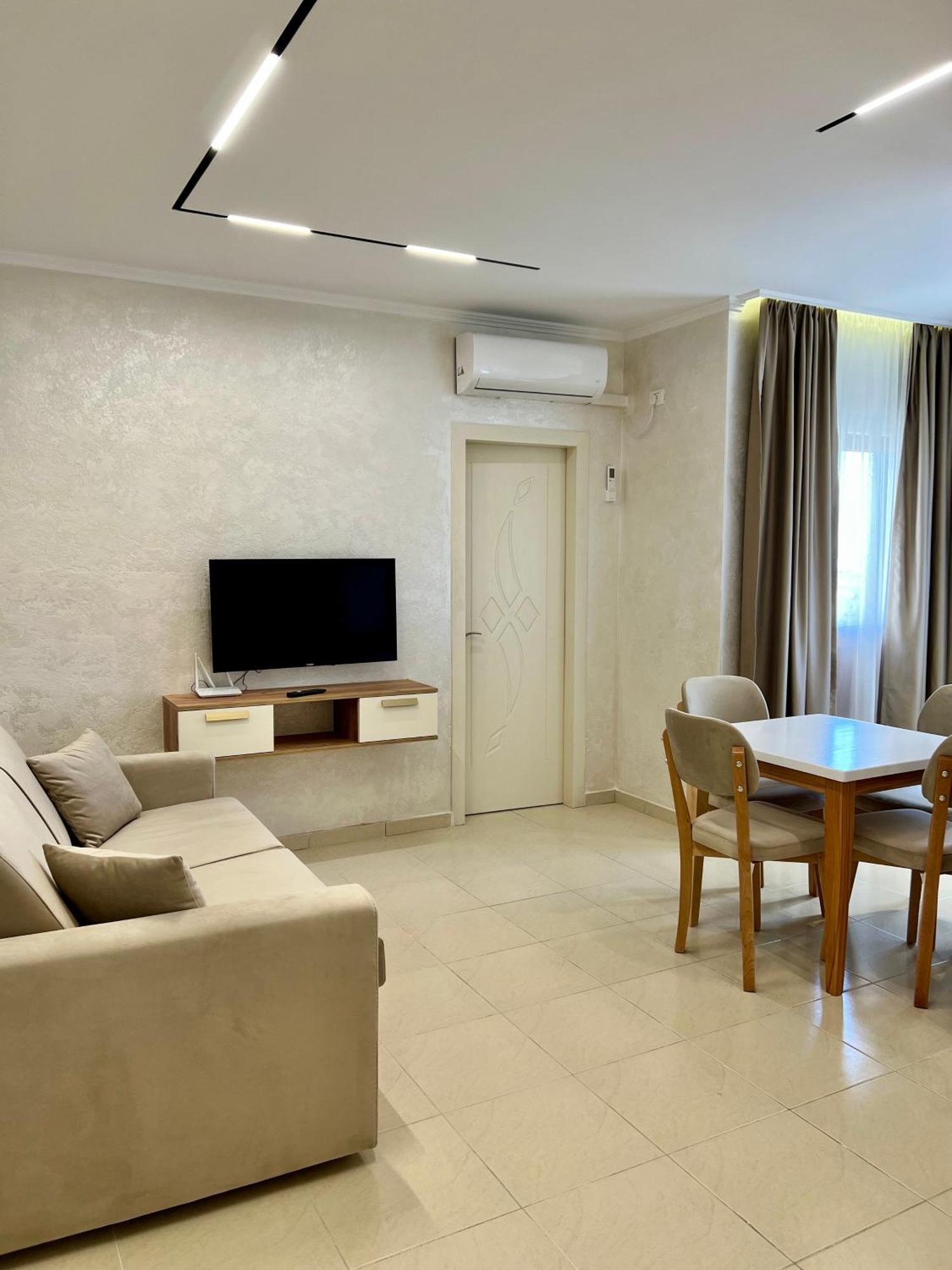 Apartahotel Kamberi & Velipojë
